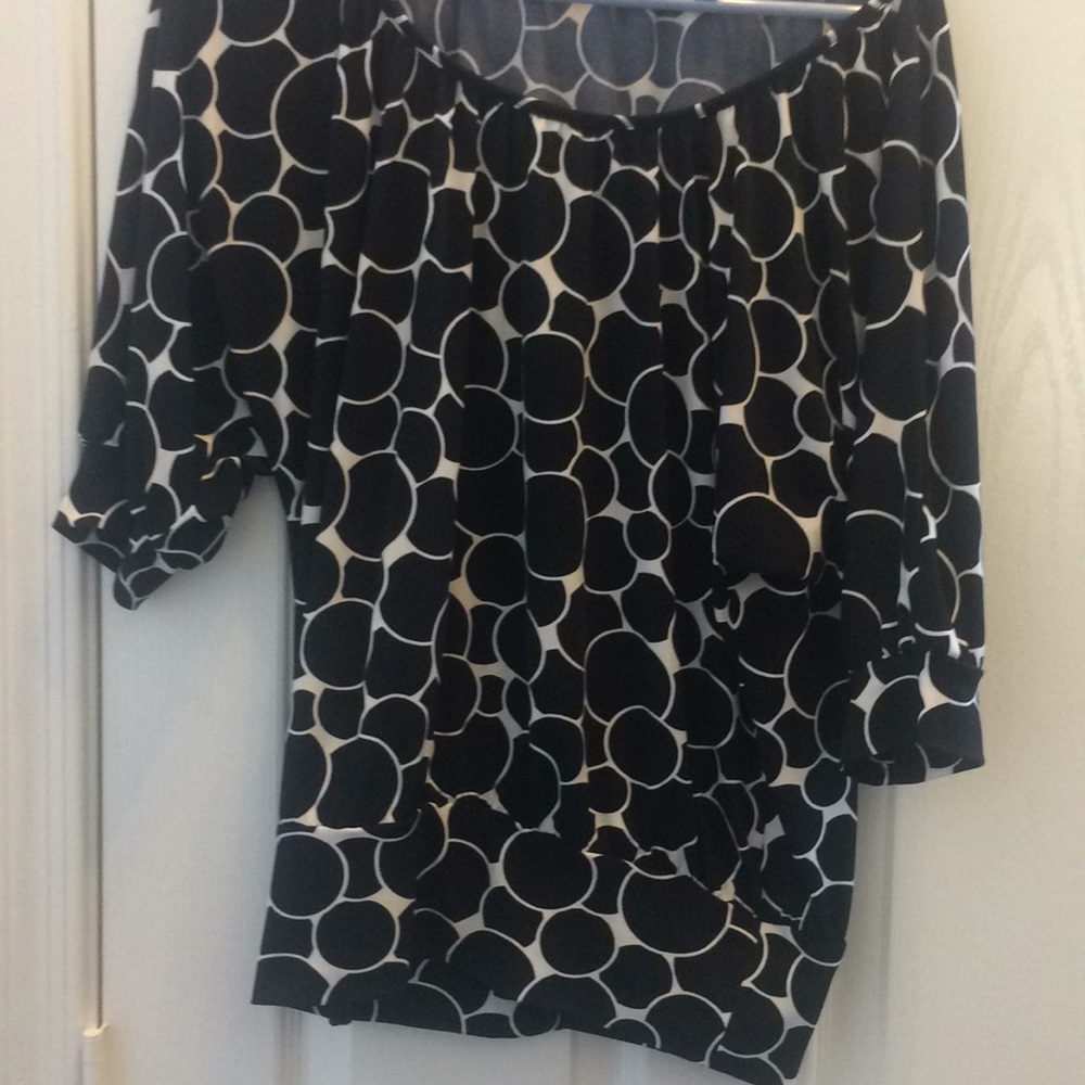 FINAL MARKDOWN Ladies apt.9 top small